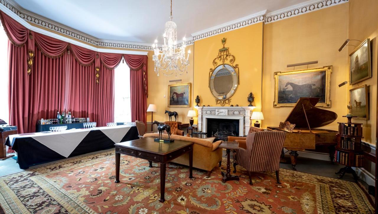 The Jockey Club Rooms Newmarket  Kültér fotó